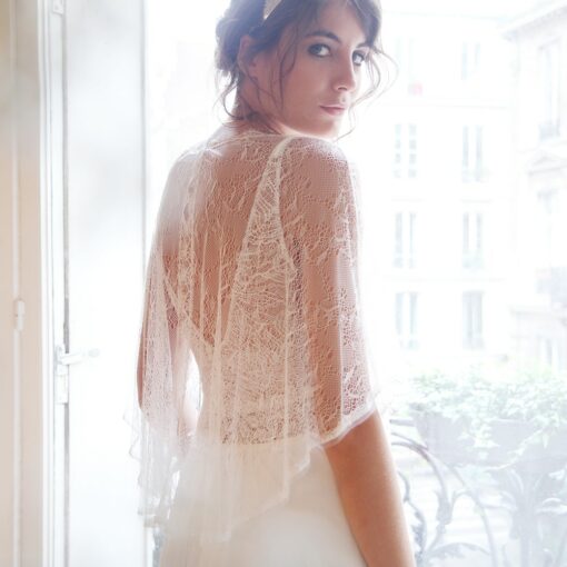 Poncho dentelle pour robe de mariée David