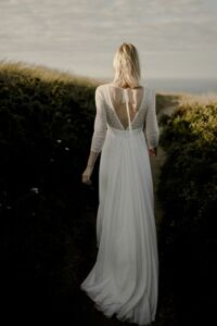 IPHIGENIE Robe de mariée longue bohème chic dos dentelle