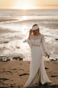 JUNE Robe de mariée en dentelle de Calais empiècement bustier
