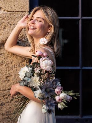 IM4Y Robe de mariée de créatrice fines bretelles