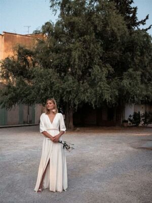 Joie Robe de mariée bohème manches longues fendue crêpe de soie