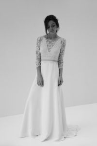 HEIDI Robe de mariée nude fluide en dentelle de Calais