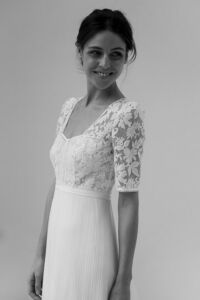 HELENA Robe de mariée empire manches mi-longues empiècement bustier dentelle